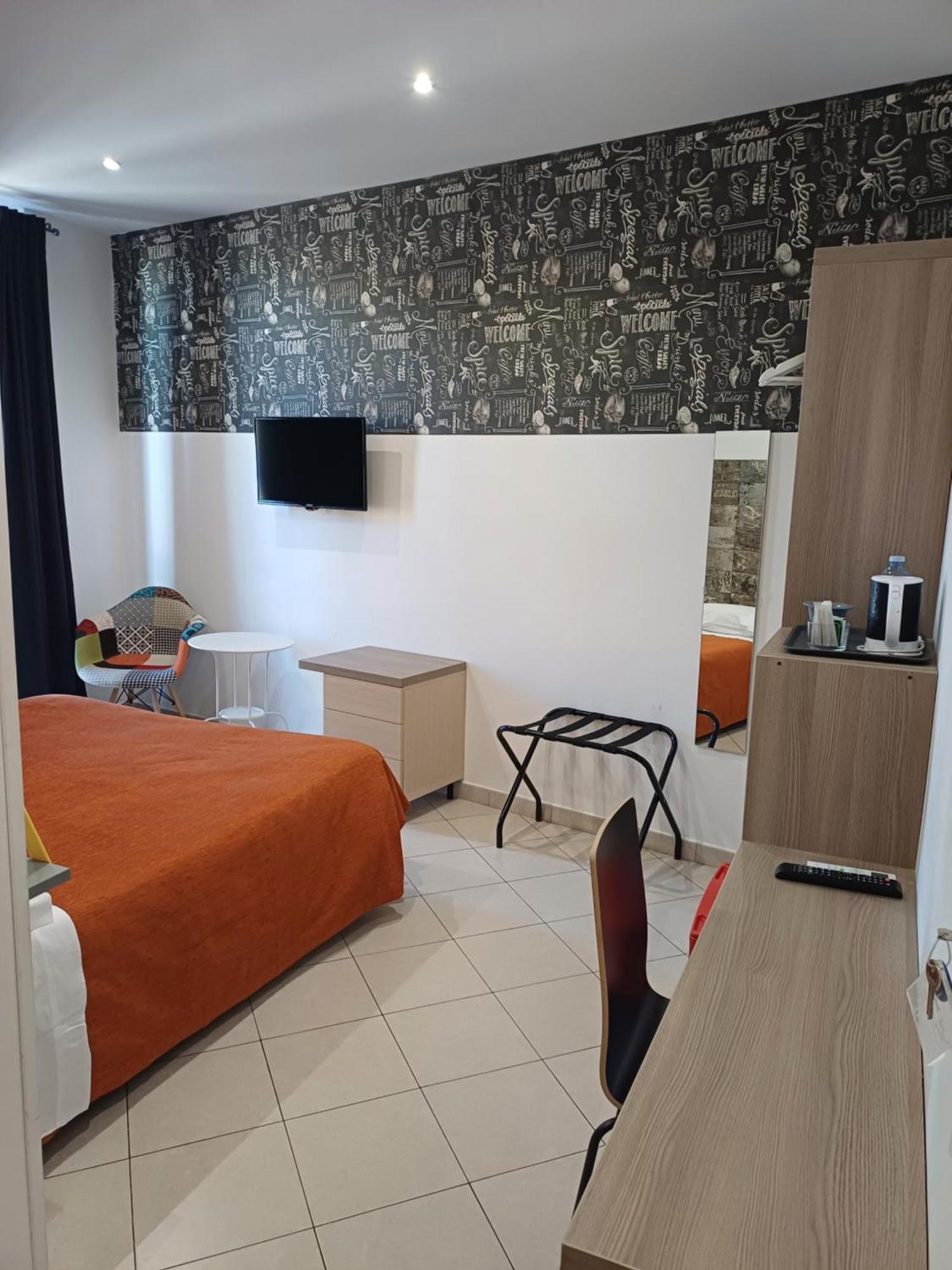 סירקוזה Hotel Centrale מראה חיצוני תמונה