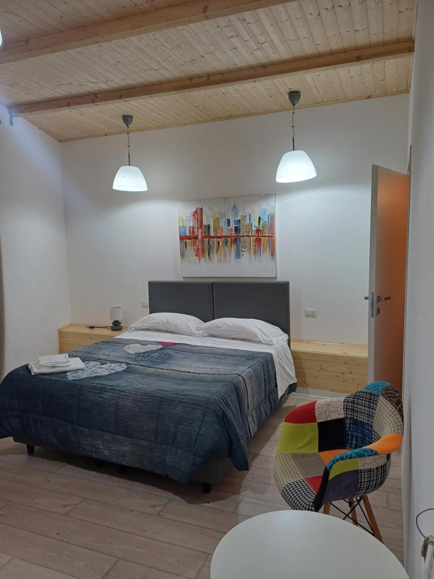 סירקוזה Hotel Centrale מראה חיצוני תמונה