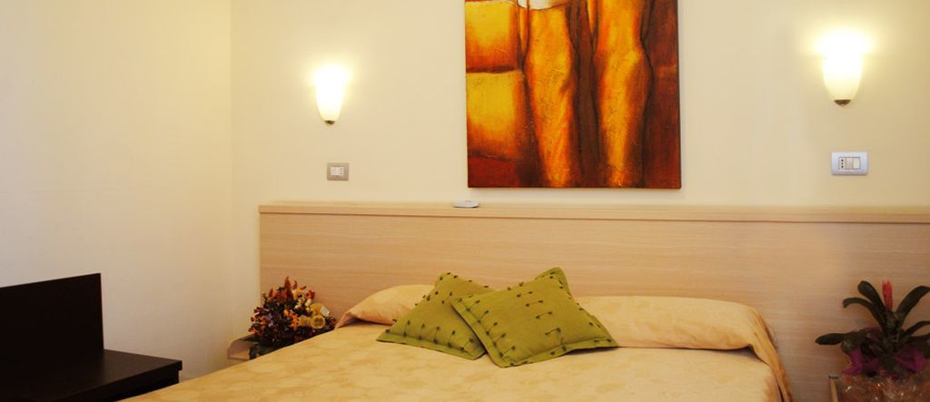 סירקוזה Hotel Centrale מראה חיצוני תמונה