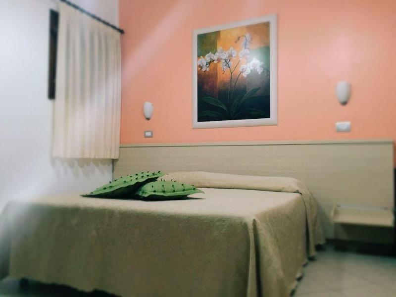 סירקוזה Hotel Centrale מראה חיצוני תמונה