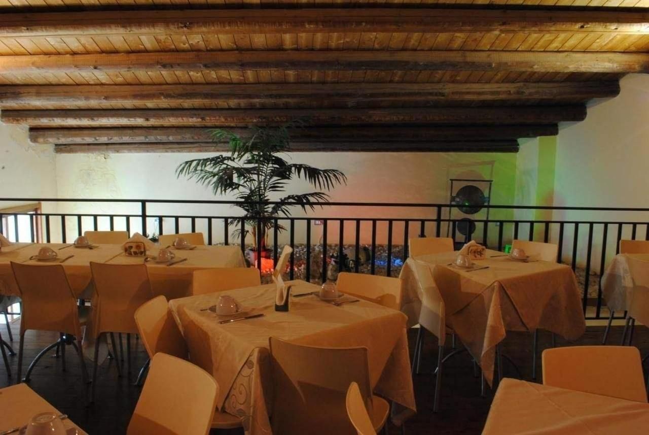 סירקוזה Hotel Centrale מראה חיצוני תמונה