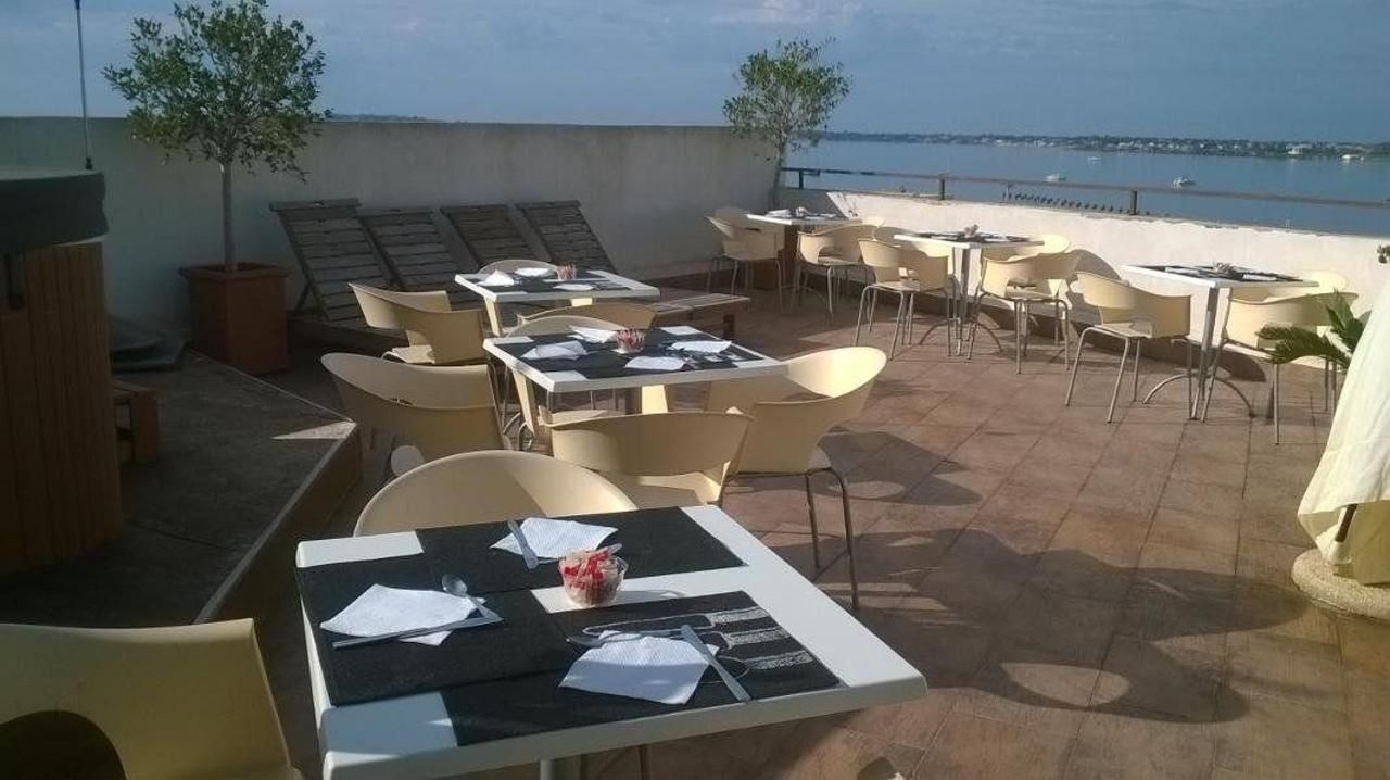 סירקוזה Hotel Centrale מראה חיצוני תמונה